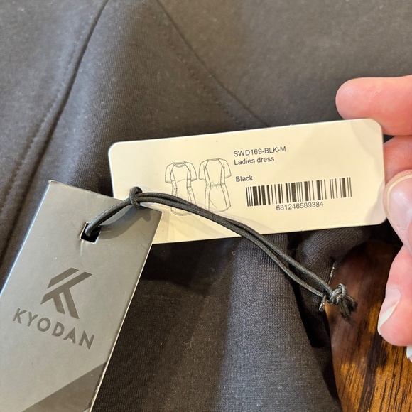 NWT Kyodan SculptEase pull over adjustable waist dress in black size M - Picture 13 of 16